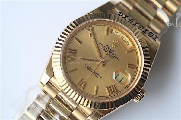Rolex Day-Date Oyster Fluted YG Roman Markers Bracelet BP SW