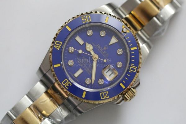 Submariner 116613 LN Diamonds Markers Blue Dial Two Tone Bracelet A2836